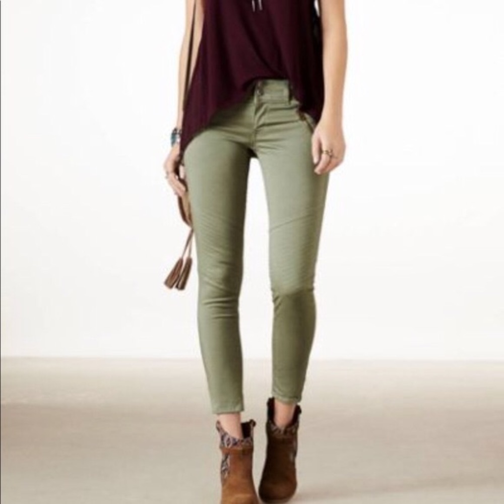 AEO 🦅 Moto Style Skinnies